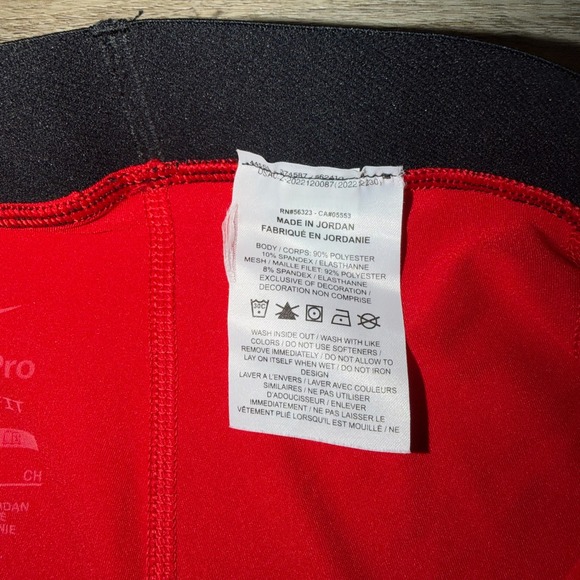 Nike Men's Pro Dri-FIT 3/4-Length Fitness Tights in University Red Small - Picture 7 of 9